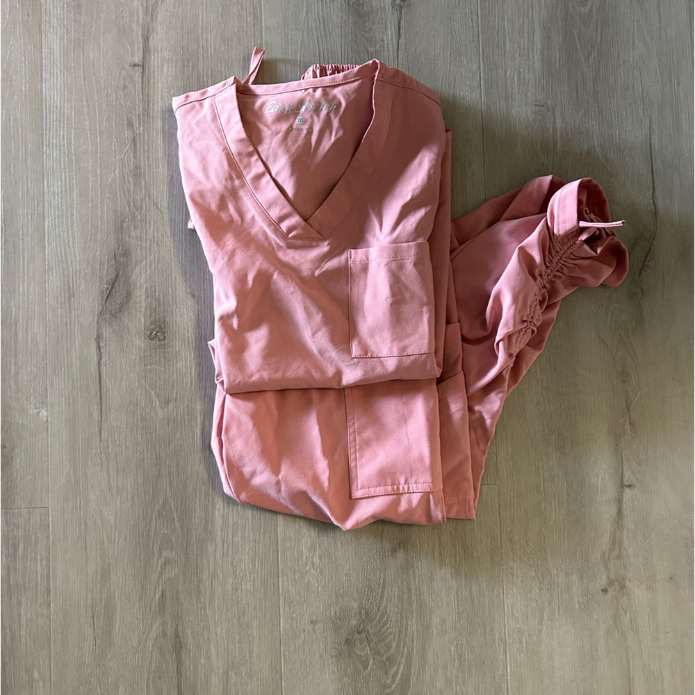 Uniform Advantage Scrub Set